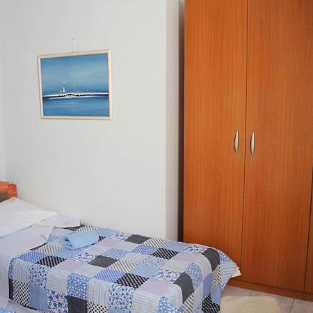 Apartmani Anitas Gradac  Exteriör bild