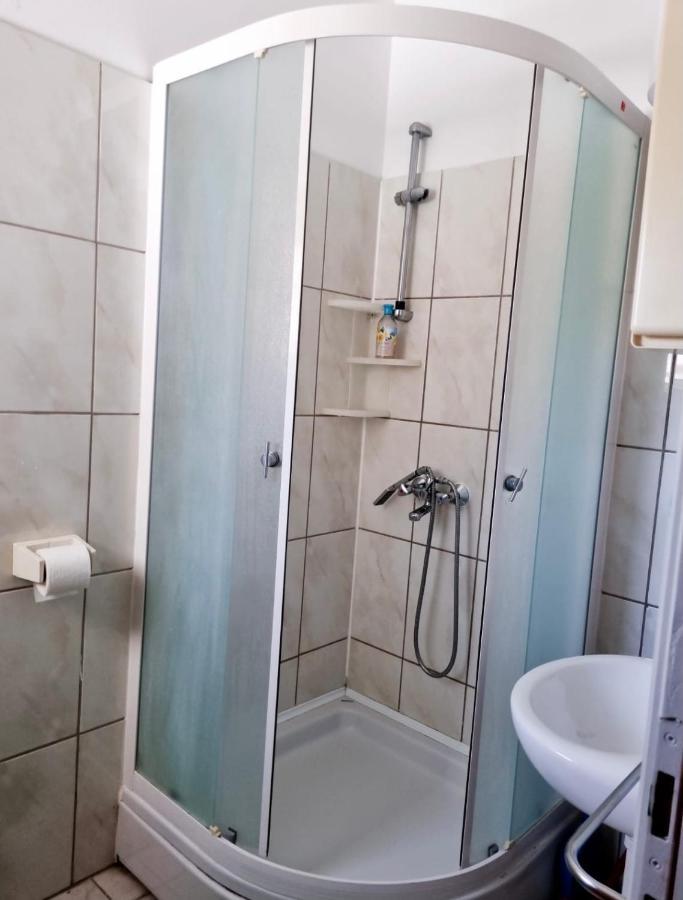 Apartmani Anitas Gradac  Exteriör bild